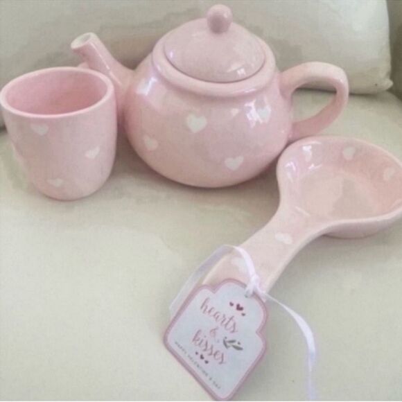 NWT Terramoto Heart Pink Heart Teapot and 1 cup and Spoon Rest - Picture 4 of 12